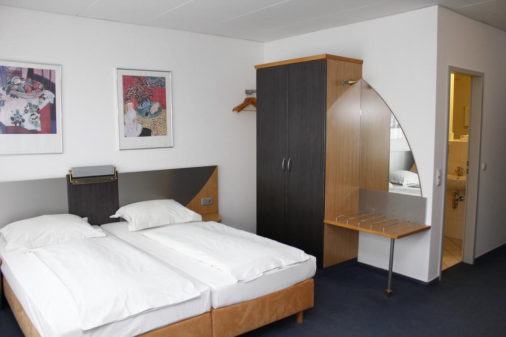 Opera Hotel Koeln Zewnętrze zdjęcie