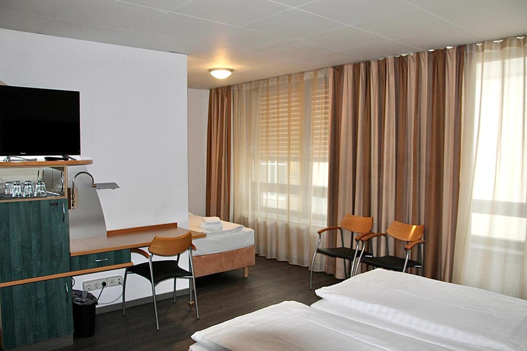 Opera Hotel Koeln Zewnętrze zdjęcie